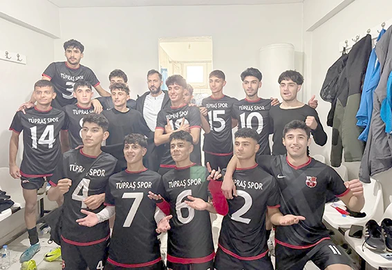 U18 LİGİNDE ŞAMPİYON TÜPRAŞ SPOR