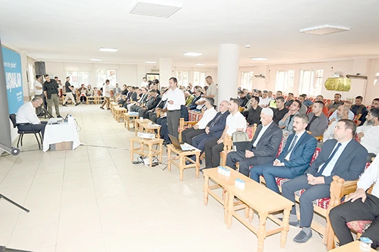 VALİ CANALP, &Ccedil;AY MAHALLESİ&rsquo;NDE VATANDAŞLARLA BULUŞTU