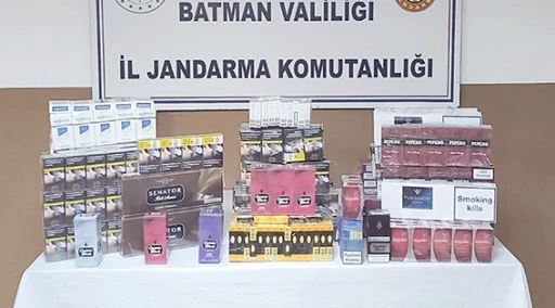 11 ARAÇTA BİNLERCE KAÇAK ÜRÜN ELE GEÇİRİLDİ