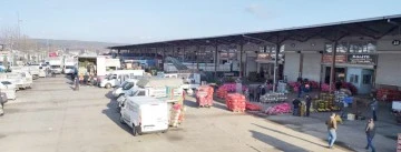120 BİN TON MEYVE VE SEBZE GİRİŞİ SAĞLANDI