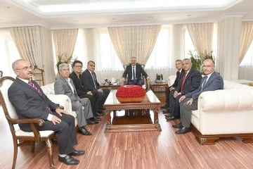 19 EKİM MUHTARLAR G&Uuml;N&Uuml; İLİMİZDE KUTLANDI