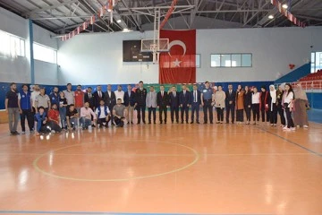 19 MAYIS KOZLUK&rsquo;TA COŞKUYLA KUTLANDI