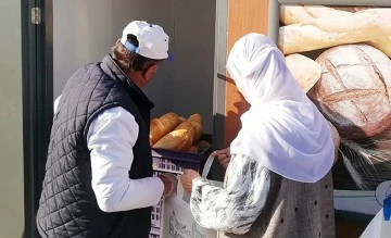 20 NOKTADA EKMEK DAĞITIMI S&Uuml;R&Uuml;YOR