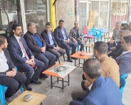 EKMEN, ACILI AİLEYİ ZİYARET ETTİ