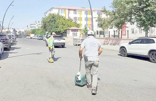 3 VARDİYA TEMİZLİK MESAİSİ
