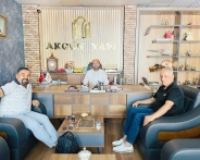 AKG&Uuml;N YAPI&rsquo;DAN AMAT&Ouml;RLERE DESTEK