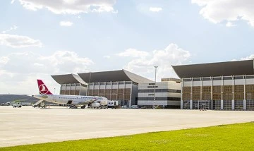 37 BİN YOLCU U&Ccedil;TU