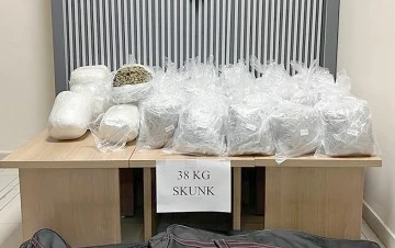 38 KİLO SHUNK ELE GE&Ccedil;İRİLDİ