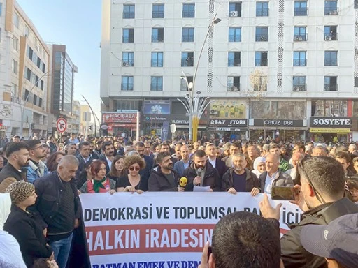 49 STK&rsquo;DAN KAYYUM TEPKİSİ