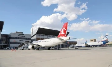 5 AYDA 230 BİN KİŞİ HAVALİMANINI KULLANDI