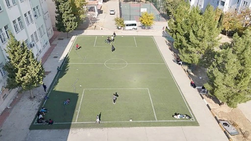 7 YENİ HALI SAHA &Ouml;ĞRENCİLERİN KULLANIMINA A&Ccedil;ILDI