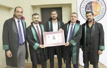 AVUKAT &Ouml;ZTOPRAK, YEMİN EDEREK G&Ouml;REVE BAŞLADI