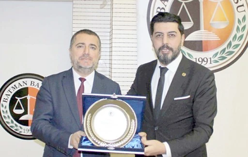 BARO&rsquo;DAN &Ouml;NCEKİ D&Ouml;NEM KURUL &Uuml;YELERİNE PLAKET TAKDİMİ