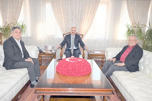 BAŞKAN AYDİŞ&rsquo;TEN VALİ CANALP&rsquo;A TEŞEKK&Uuml;R ZİYARETİ