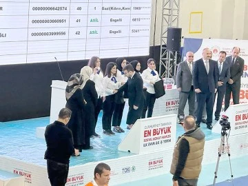 BAŞKAN G&Uuml;R "SOSYAL DEVLET OLMANIN B&Uuml;T&Uuml;N GEREKLİLİĞİNİ YERİNE GETİRİYORUZ"