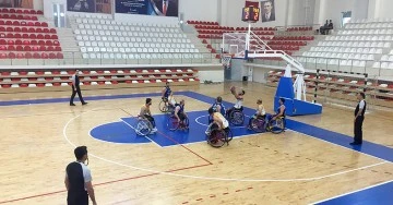 BASKETBOLCULARDAN &Ouml;NEMLİ GALİBİYET