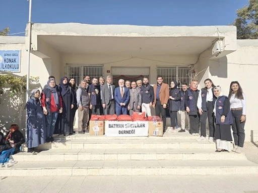 BATMAN SİİRTLİLER DERNEĞİ&rsquo;NDEN K&Ouml;Y OKULLARINA SICAK DESTEK