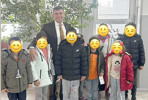 BATSO&rsquo;DAN İHTİYA&Ccedil; SAHİBİ 100 &Ouml;ĞRENCİYE MONT YARDIMI