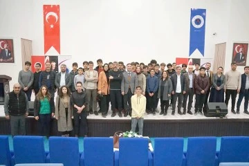 BAT&Uuml;&rsquo;DE MATEMATİK VE ANLAM KONFERANSI GER&Ccedil;EKLEŞTİ