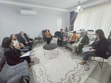 BAYAN CANALP&rsquo;TAN EV ZİYARETLERİ