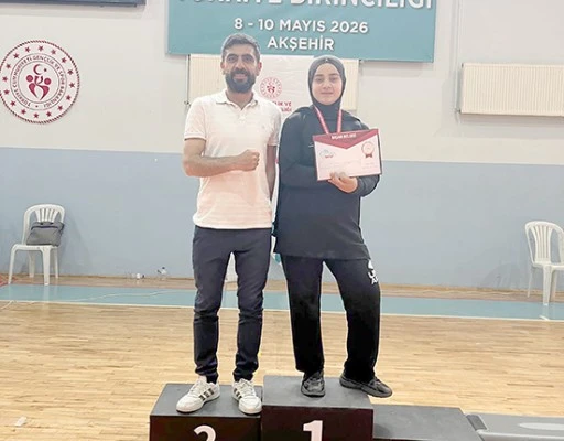 BERFİN AĞAR T&Uuml;RKİYE ŞAMPİYONU OLDU
