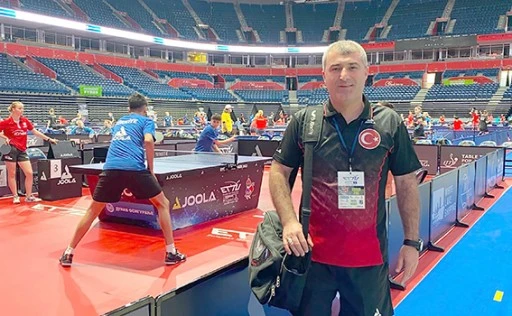 BİR MİLLİ DAVETTE RECEP BEZENMİŞ&rsquo;E