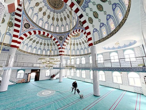 CAMİLER G&Uuml;L KOKUYOR