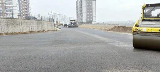 &Ccedil;AMURLU YOL, ASFALTLA BULUŞTU