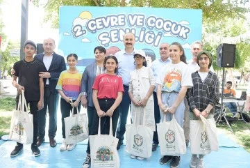 &Ccedil;OCUKLAR DOYASIYA EĞLENDİ