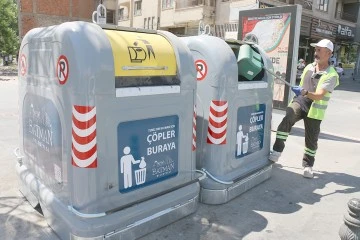 &Ccedil;&Ouml;P KONTEYNERLERİ YENİLENDİ