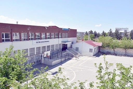 CUDİ MAHALLESİ&rsquo;NE 24 DERSLİKLİ MODERN ORTAOKUL M&Uuml;JDESİ