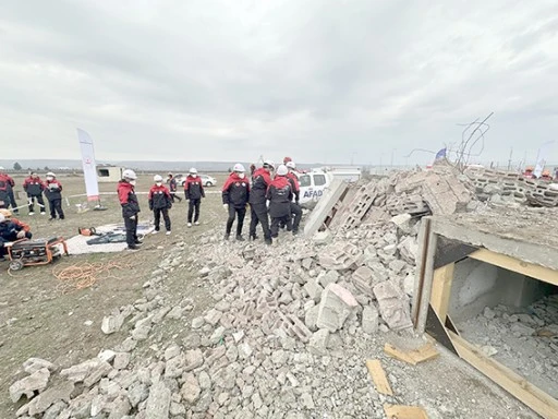 DEPREM TATBİKAT GER&Ccedil;EKLEŞTİRİLDİ