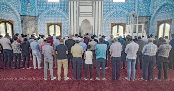 DEPREMZEDELER İ&Ccedil;İN MEVLİT OKUTULDU