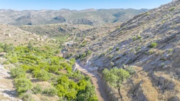 DERELİ K&Ouml;Y&Uuml;NE YENİ YOL