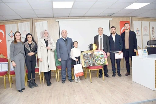 DİLİMİZİN ZENGİNLİKLERİ PROJESİ KASIM AYI &Ouml;D&Uuml;LLERİ VERİLDİ