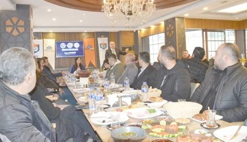 DİŞİKIRIK, GAZETECİLERİ AĞIRLADI