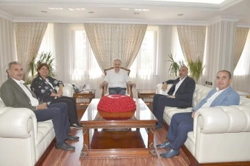 DİYARBAKIR MİLLETVEKİLİ&rsquo;NDEN VALİ CANALP&rsquo;A ZİYARET