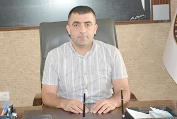 EKREMOĞLU, GAZETECİLER G&Uuml;N&Uuml;N&Uuml; KUTLADI