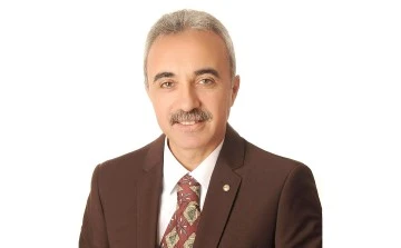 EN RENKLİ ADAY ADAYI; HAMİDİ