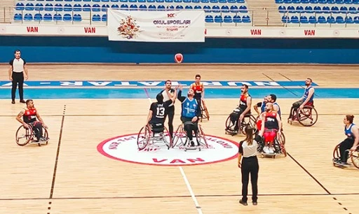 ENGELLİLER, DEPLASMANDA G&Uuml;LD&Uuml;