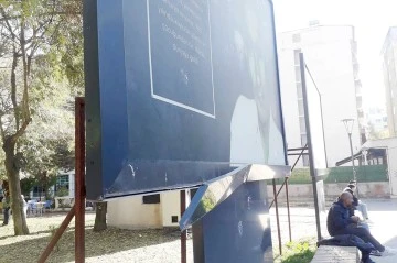 FOTOĞRAF &Ccedil;ER&Ccedil;EVELERİNE ZARAR VERDİLER!