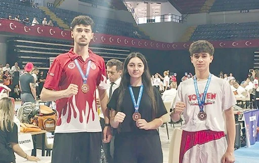 FURKAN &Ccedil;ELİK, T&Uuml;RKİYE ŞAMPİYONU OLDU