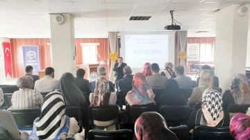 GEN&Ccedil;LİK HİZMETLERİ EĞİTİM SEMİNERİ D&Uuml;ZENLENDİ