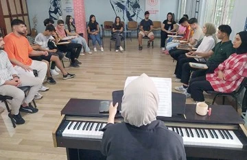 GEN&Ccedil;LİKTE &Uuml;NİVERSİTEYE HAZIRLANIYORLAR