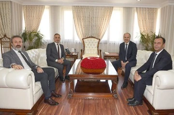 GENEL M&Uuml;D&Uuml;R BEYOĞLU&rsquo;NDAN VALİ CANALP&rsquo;A ZİYARET