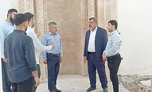 GERC&Uuml;Ş ULU CAMİİ&rsquo;NDE TADİLAT S&Uuml;R&Uuml;YOR