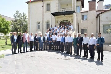 GERC&Uuml;ŞL&Uuml; MUHTARLAR KONAKTA AĞIRLANDI