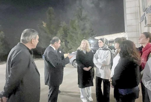 G&Uuml;LTEKİN, &Ouml;ĞRENCİLERİ YERİNDE DİNLEDİ