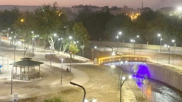 HABİP BAŞKAN PARKI YANINA IŞIKLI ASMA K&Ouml;PR&Uuml;