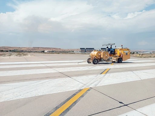 HAVALİMANINDA &Ccedil;İZGİ VE İŞARETLEMELER YENİLENDİ